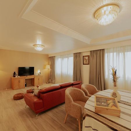 Hotel Mercure Alger Aeroport Dar el Beïda Dış mekan fotoğraf Suite room