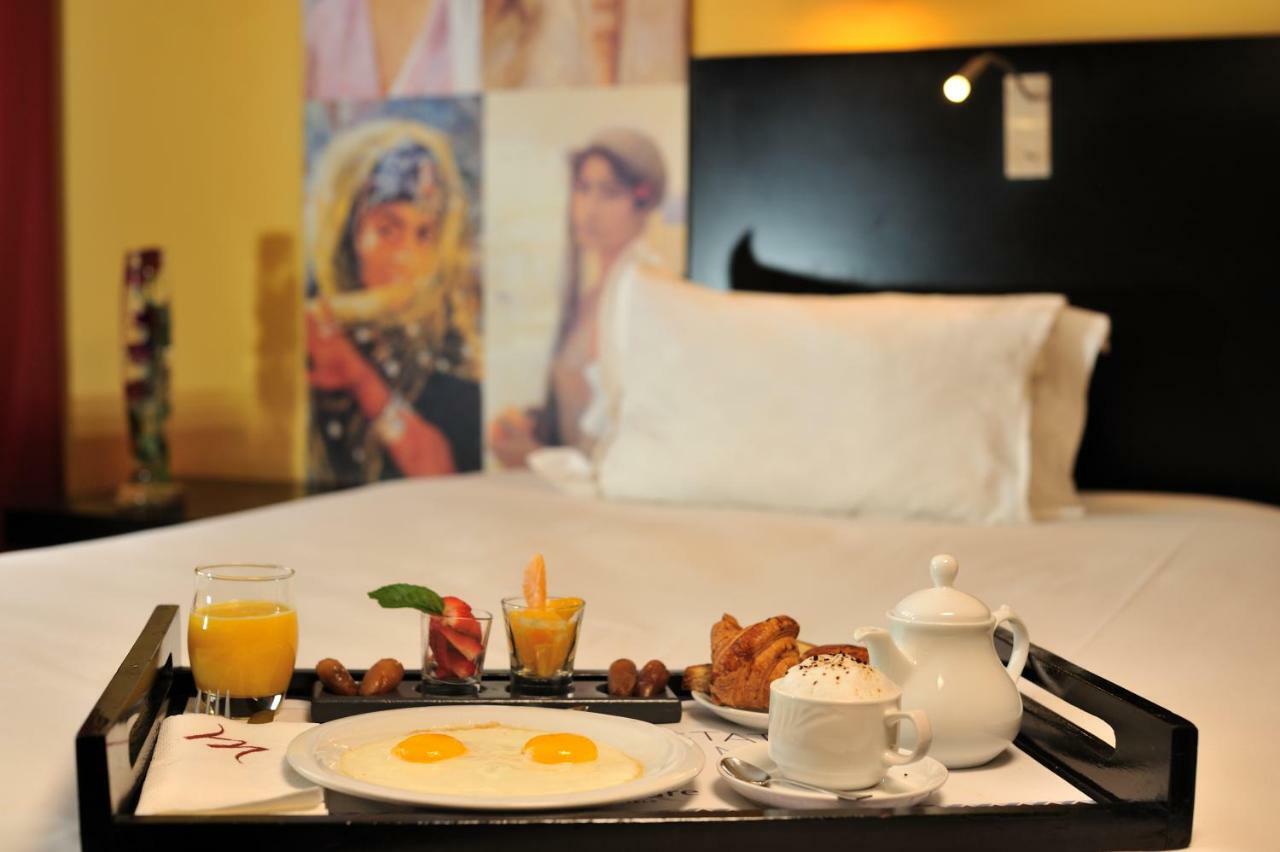 Hotel Mercure Alger Aeroport Dar el Beïda Dış mekan fotoğraf Room service